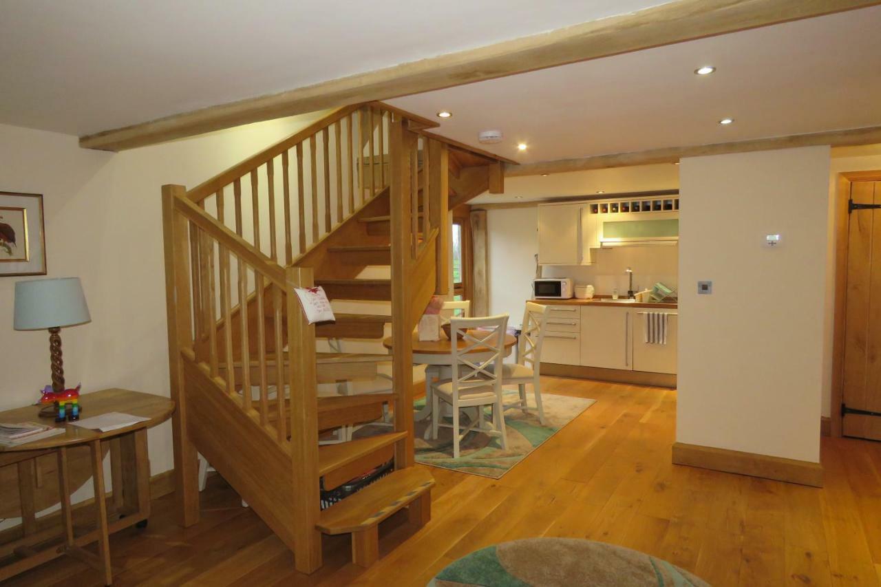 Welsh Apple Barn Villa Чепстоу Екстериор снимка